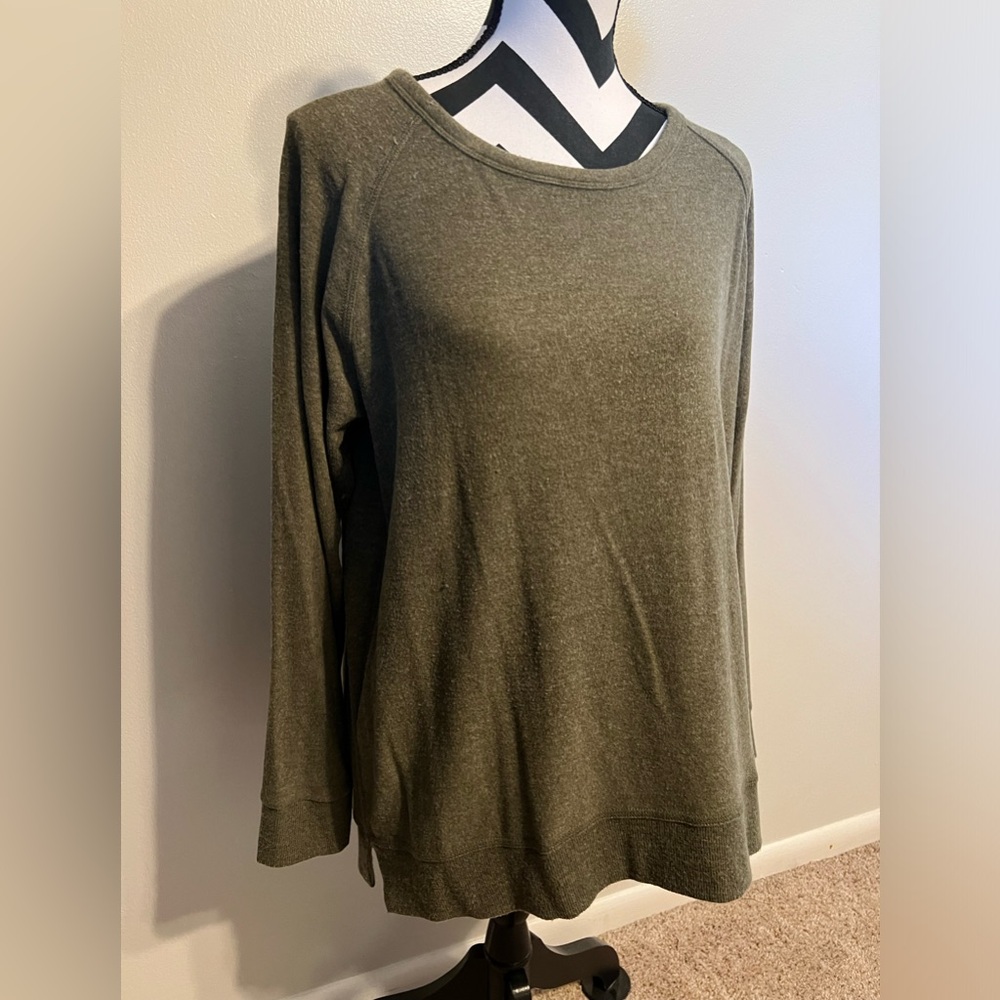 Sage Green Hip Length Sweater Size L